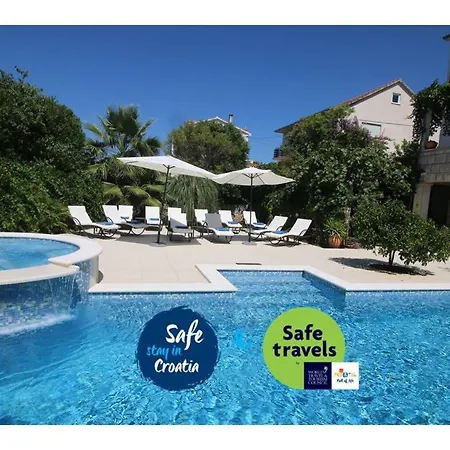 Villa Renipol Adults Only Sutivan Exterior photo