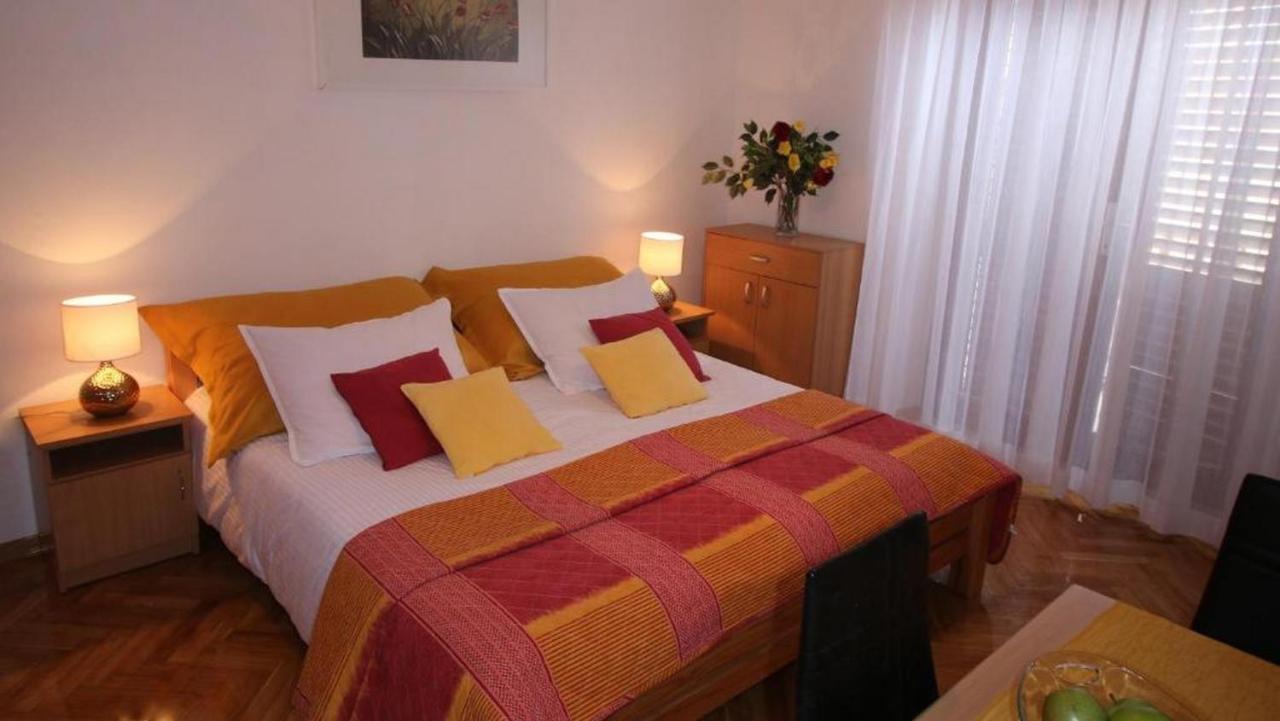 Villa Renipol Adults Only Sutivan