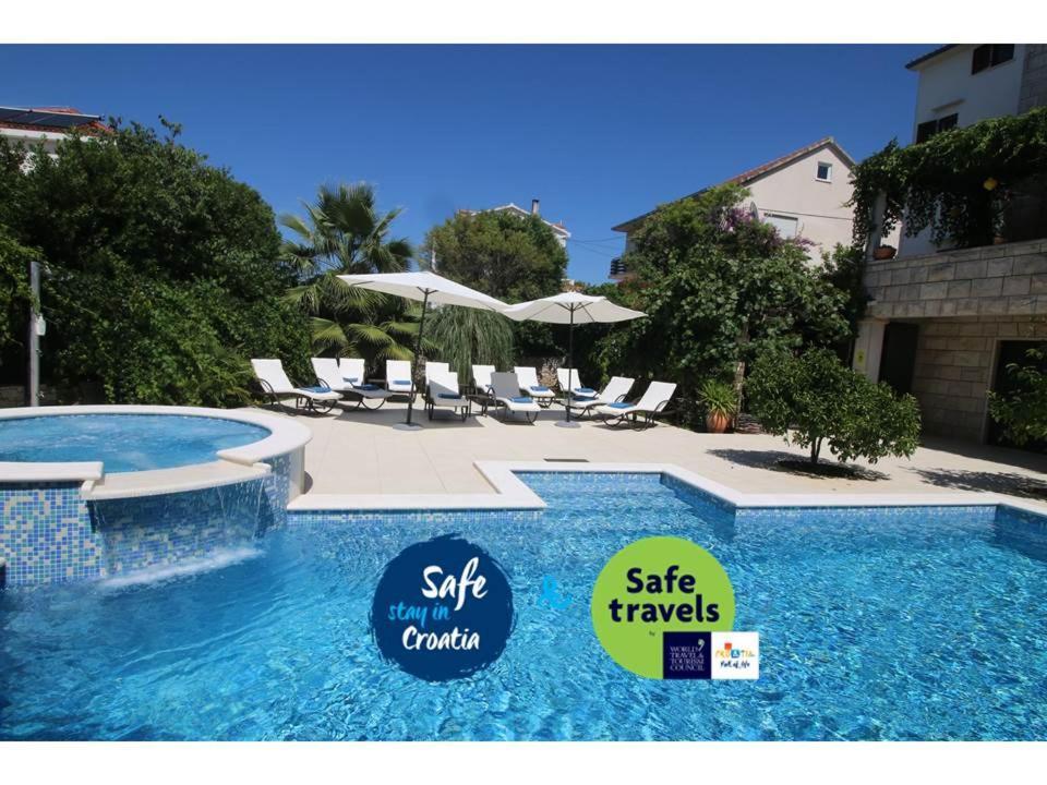 Villa Renipol Adults Only Vila Sutivan