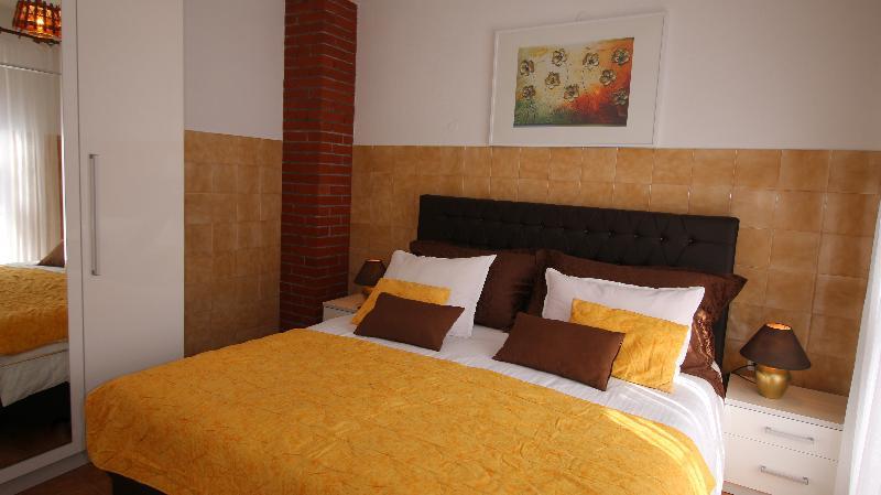Renipol Adults Only Villa Sutivan