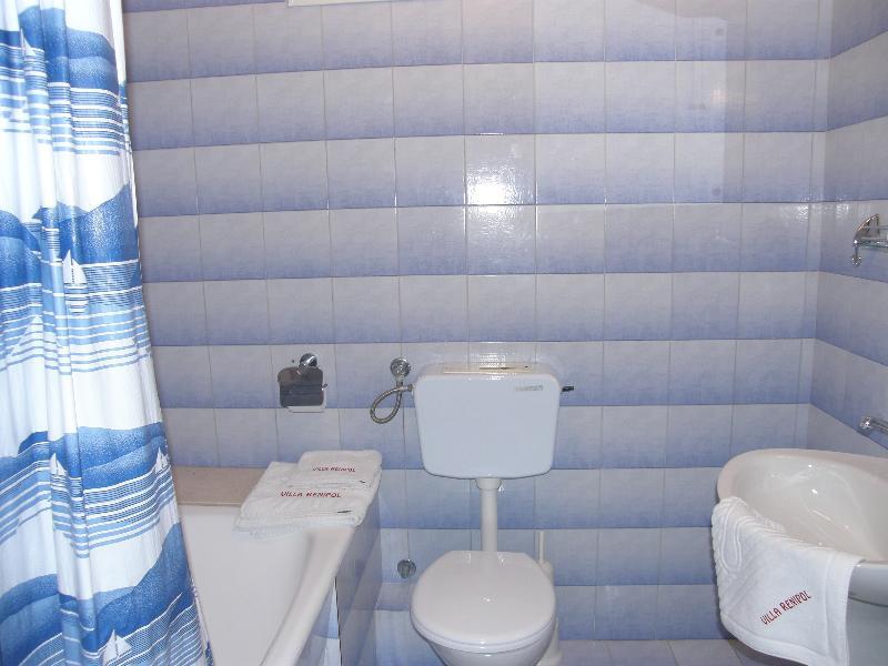 Renipol Adults Only Sutivan